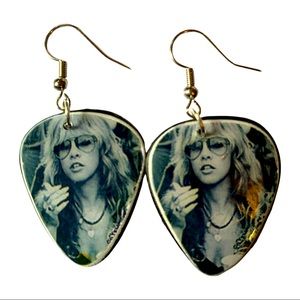 COPY - 🔥STEVIE NICKS vinyl record guitar pic earrings🔥